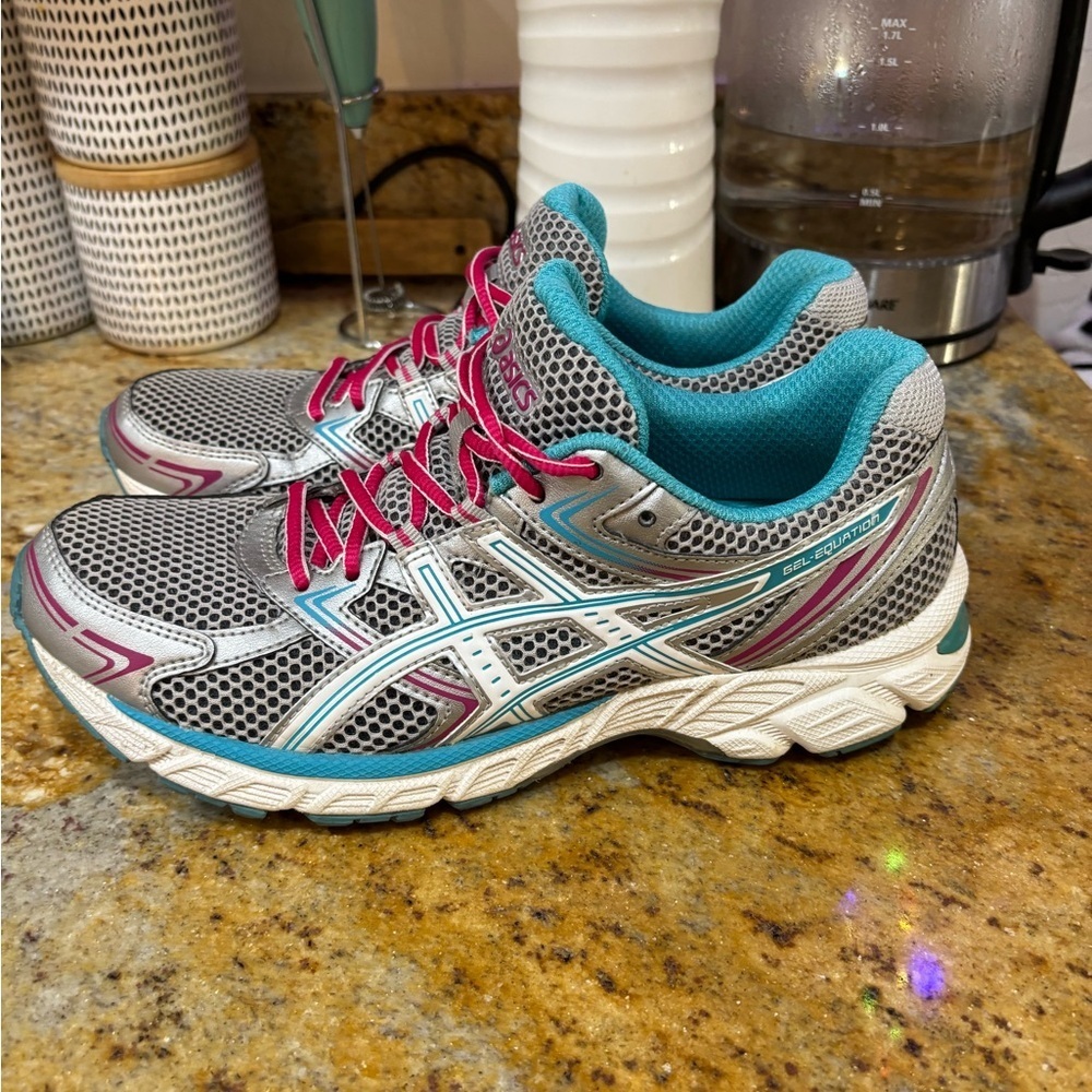 Asics Gel Equation size 9.5 - Picture 3 of 9